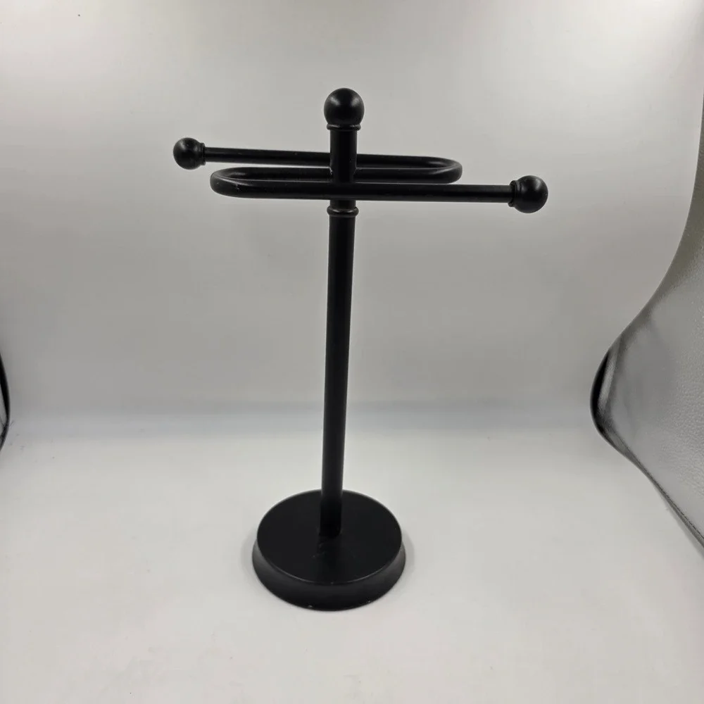 LG Sourcing Matte Black Metal S-Curve Countertop Hand Towel Holder 161316